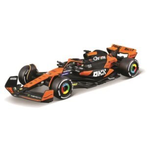 Bburago 1:43 2024 Race Mclaren Mcl38 with Helmet, Piastri #81, Multicolor