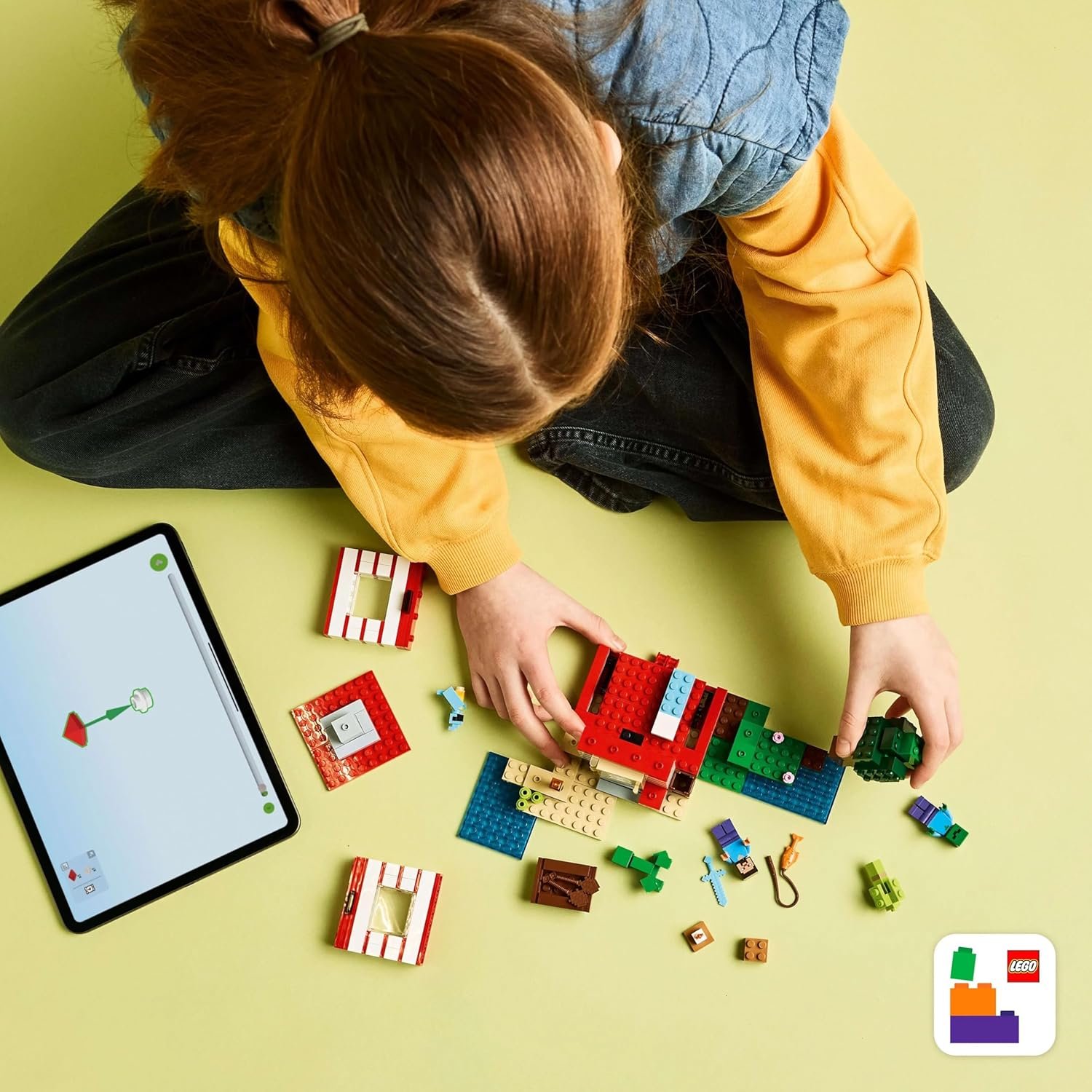 LEGO Minecraft The TNT Jungle House, Video Game Collectible Toy 21275 Building Blocks Toys for 8+ Gift for Boys and Girls - Image 5